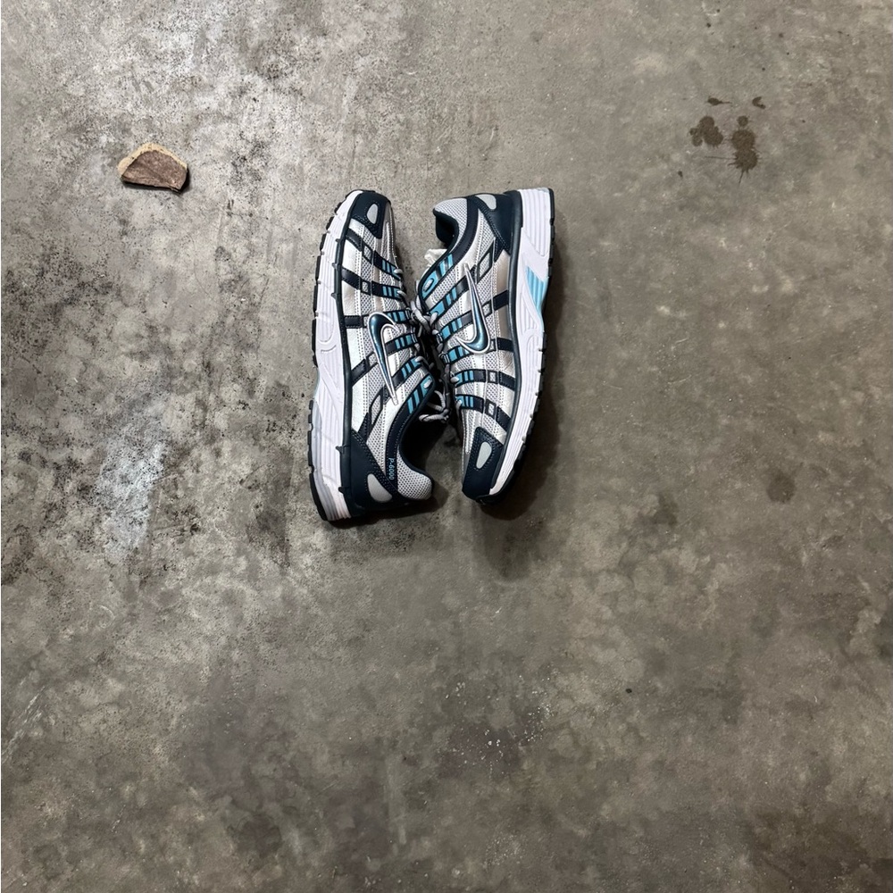 Nike Men's Sneakers - Black and White